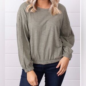 Knot Sisters Potter Top